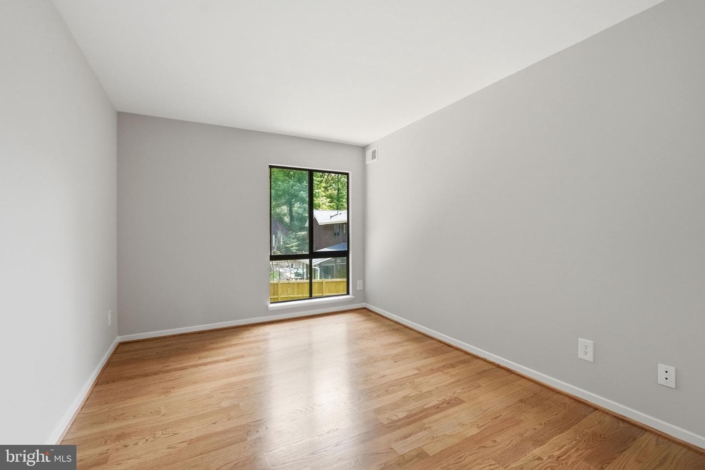 3211 Chichester Lane photo 48