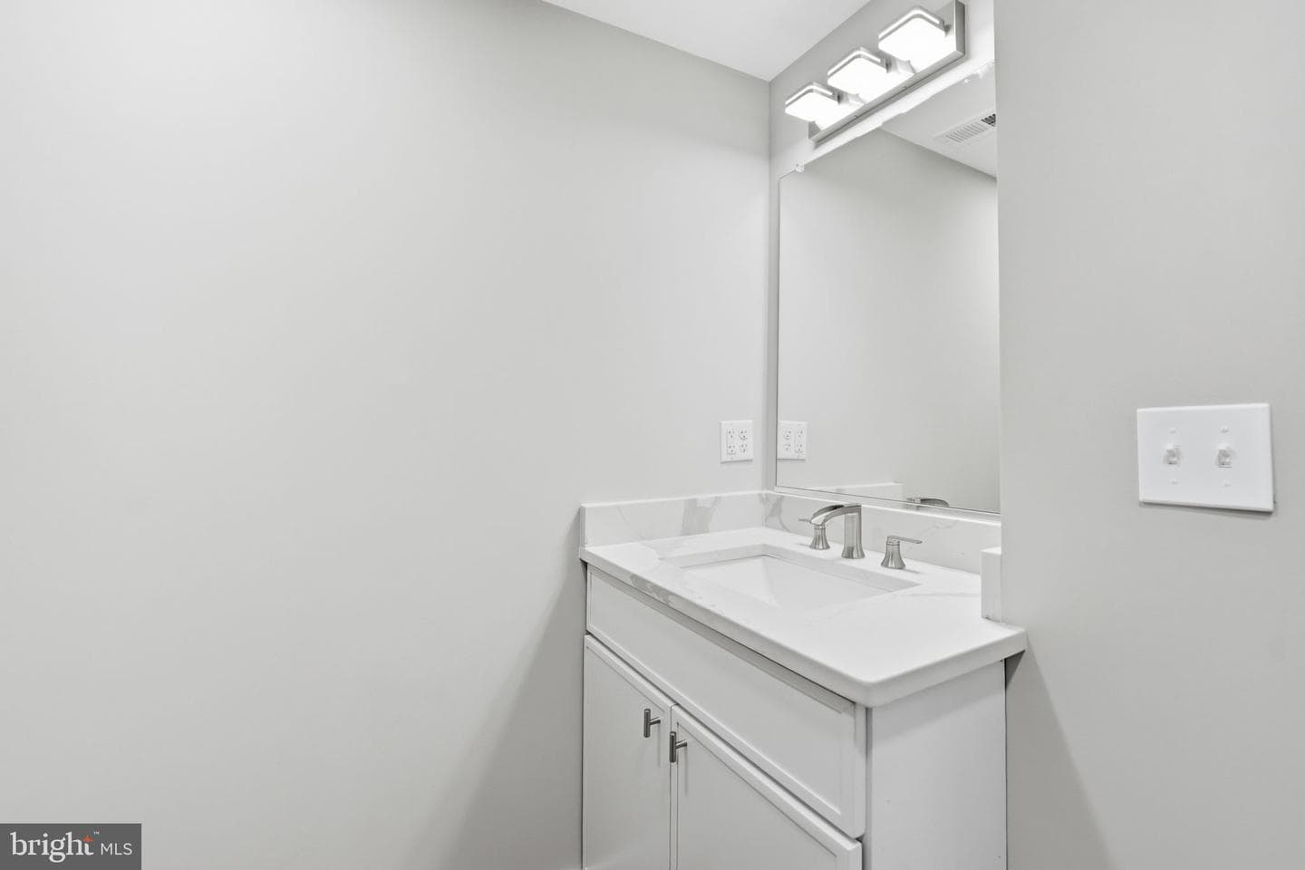 3211 Chichester Lane photo 57
