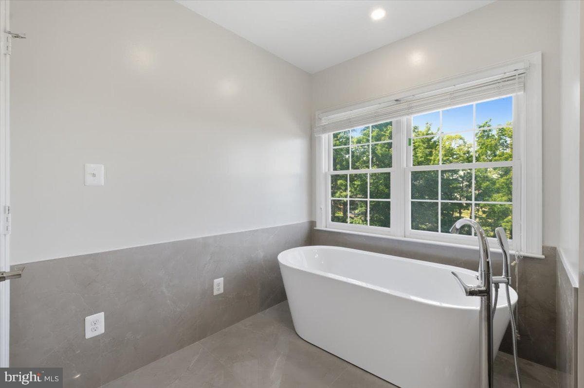 3454 Virginia Oaks Drive photo 32