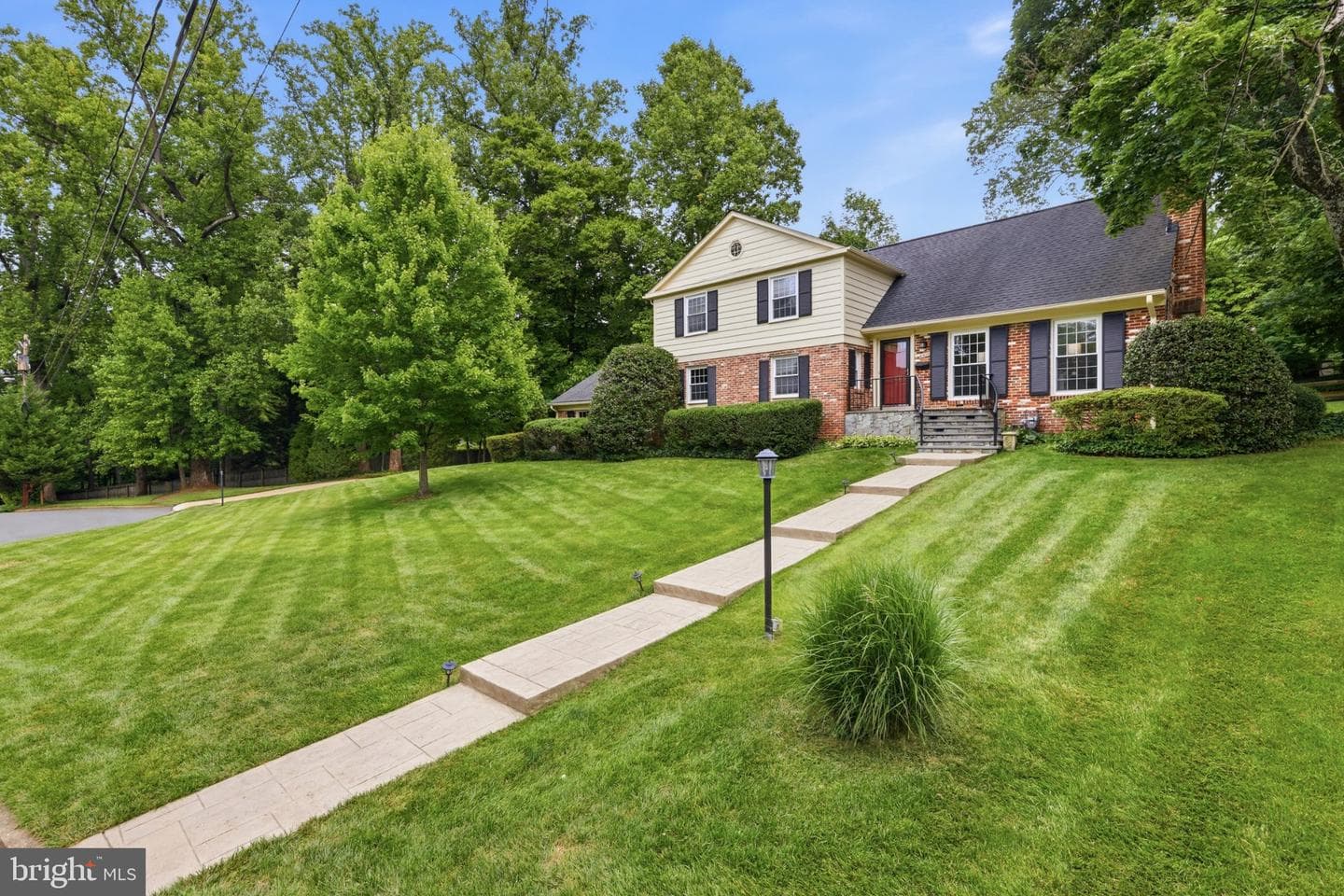 6527 Bay Tree Court photo 4