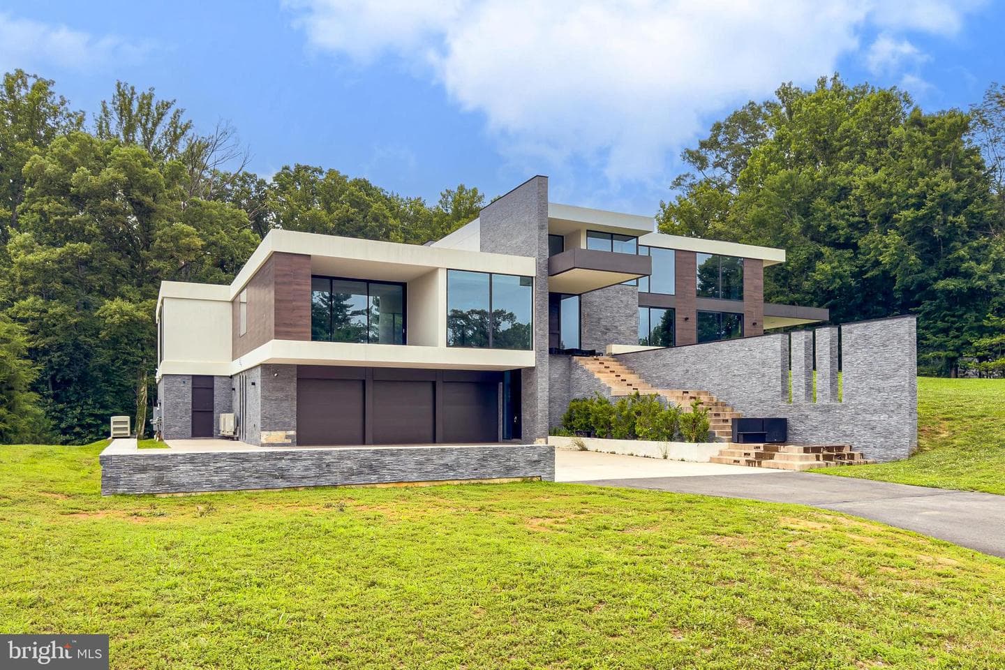 10590 Beach Mill Road photo 5