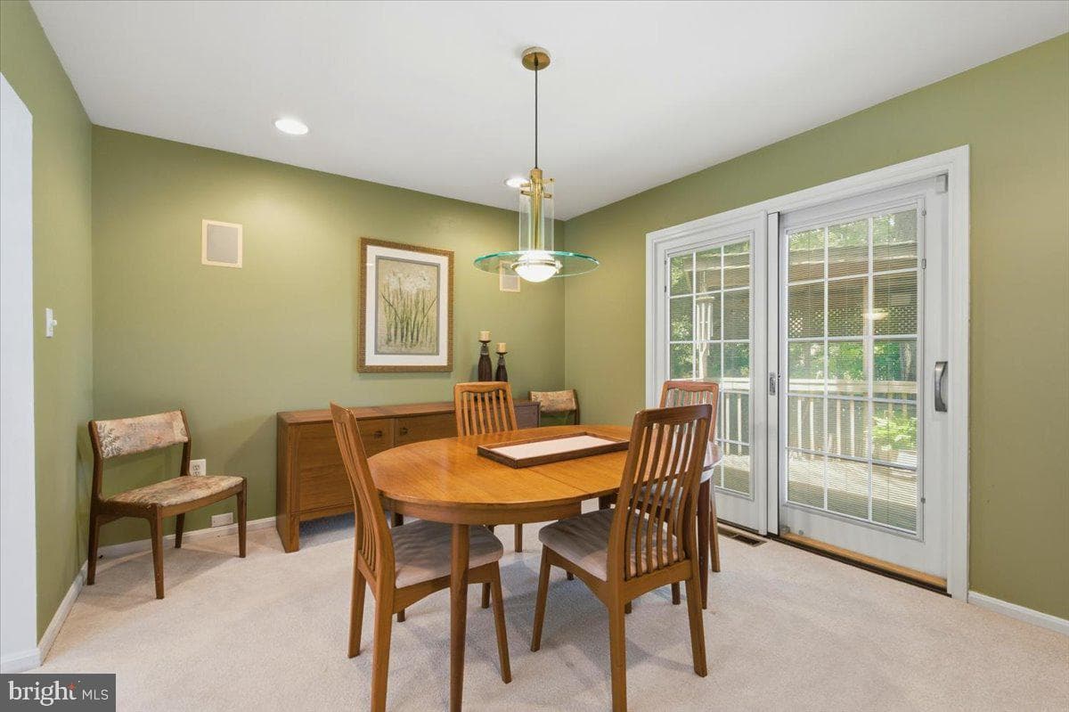 5803 Hall Street photo 25