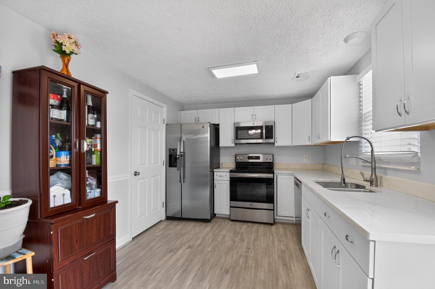8307 Pondside Terrace photo 18