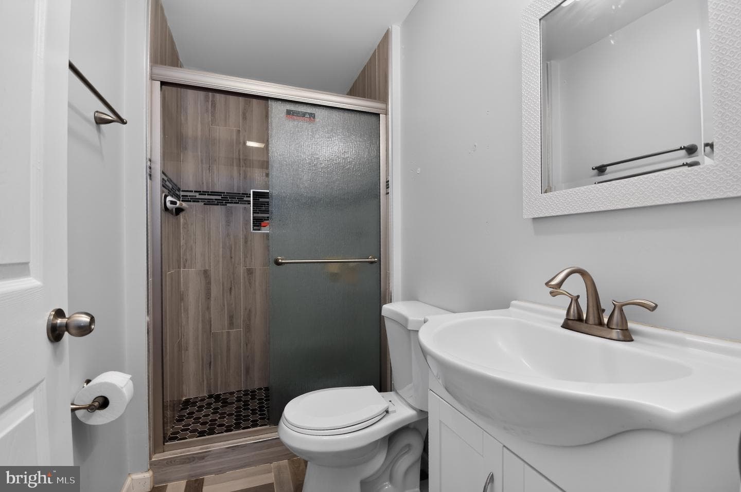 8307 Pondside Terrace photo 23