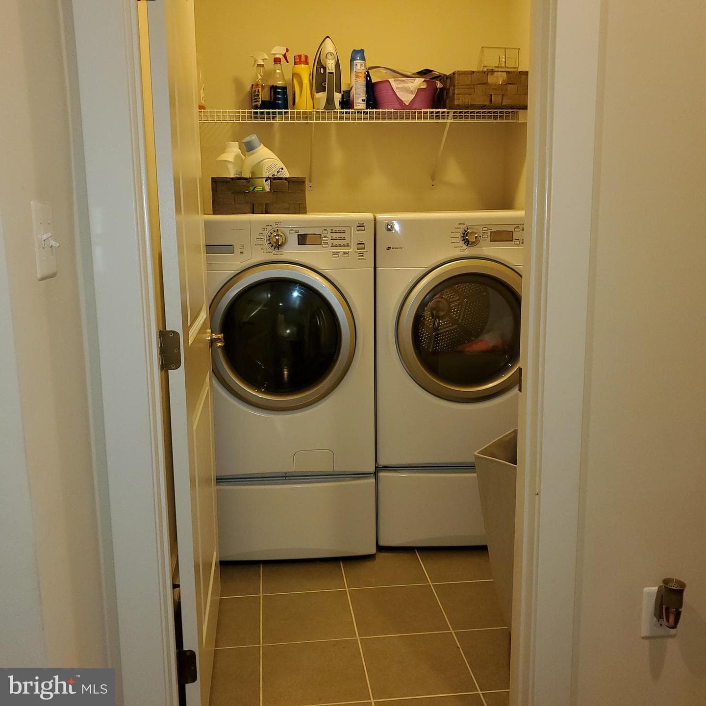 13717 Neil Armstrong Avenue photo 22