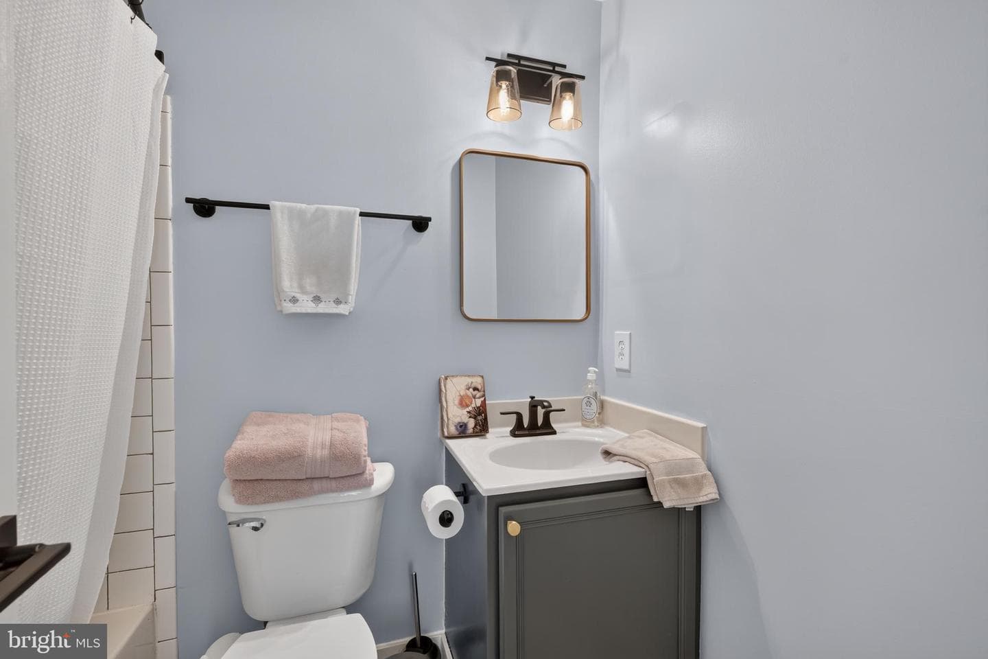 6937 Gourock Court photo 23