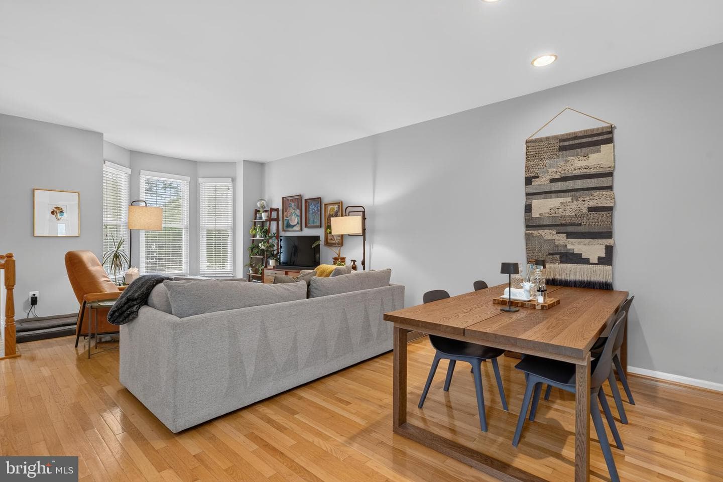 6937 Gourock Court photo 4