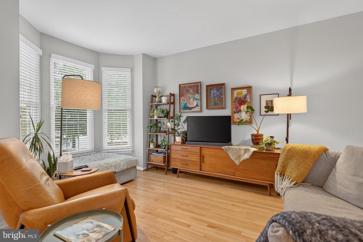 6937 Gourock Court photo 7