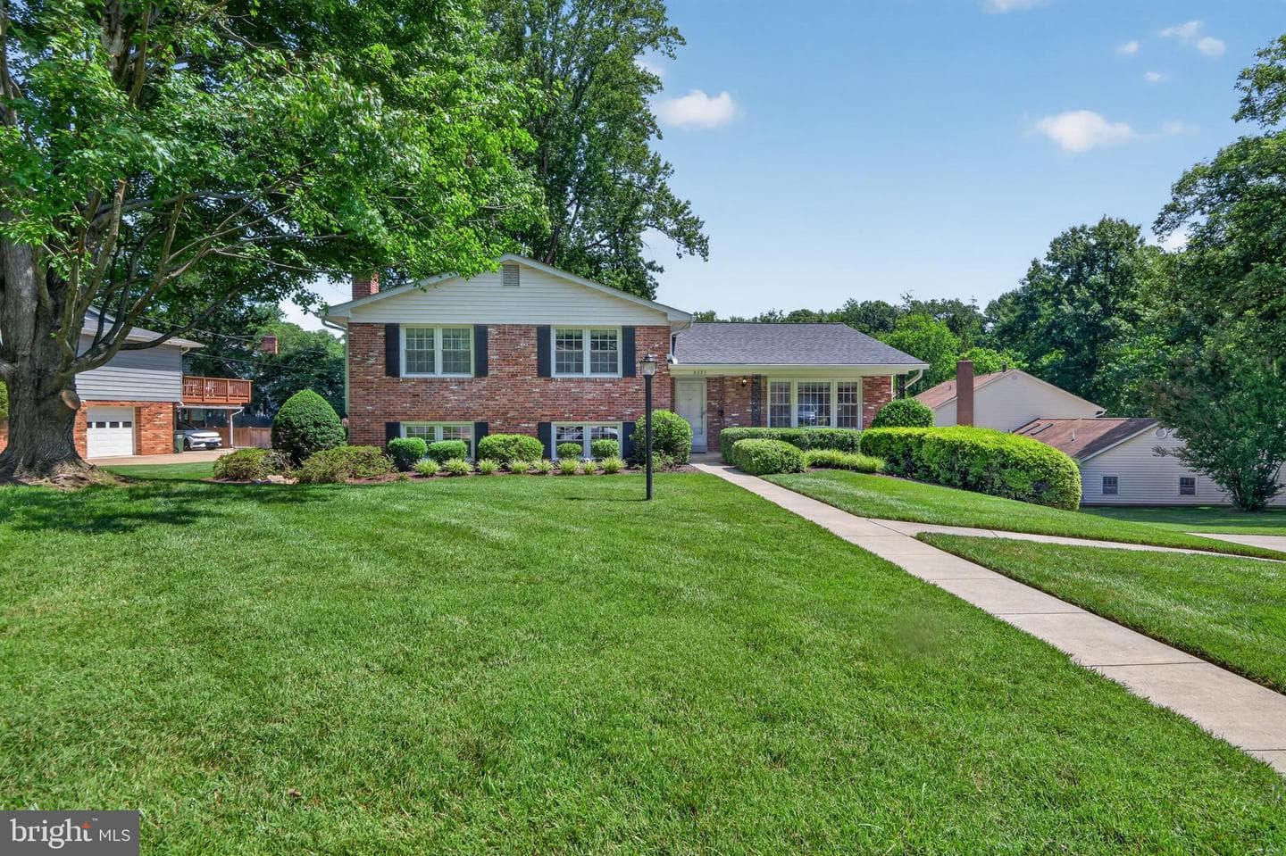 8024 Garlot Drive photo 1