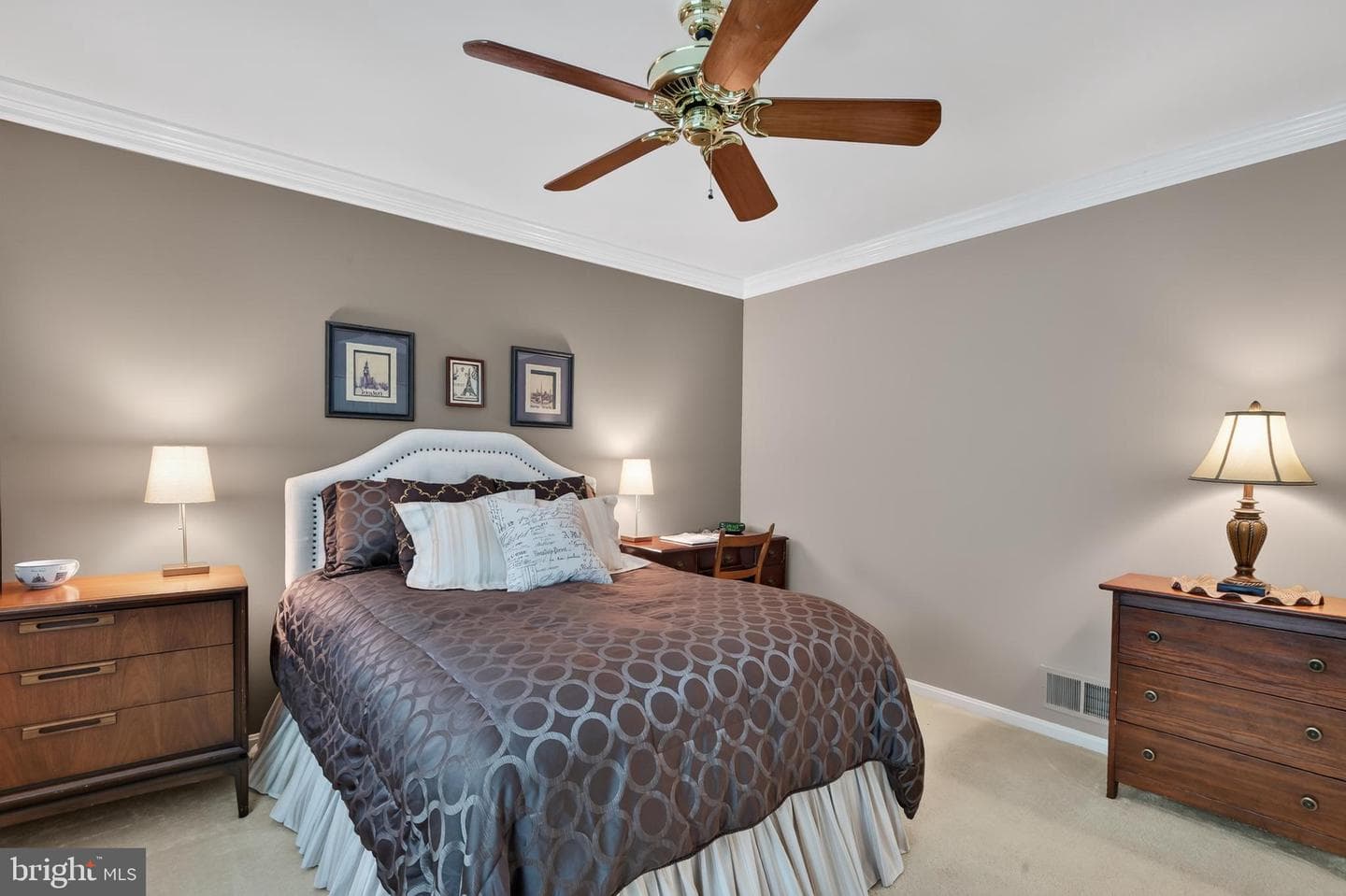 8024 Garlot Drive photo 24