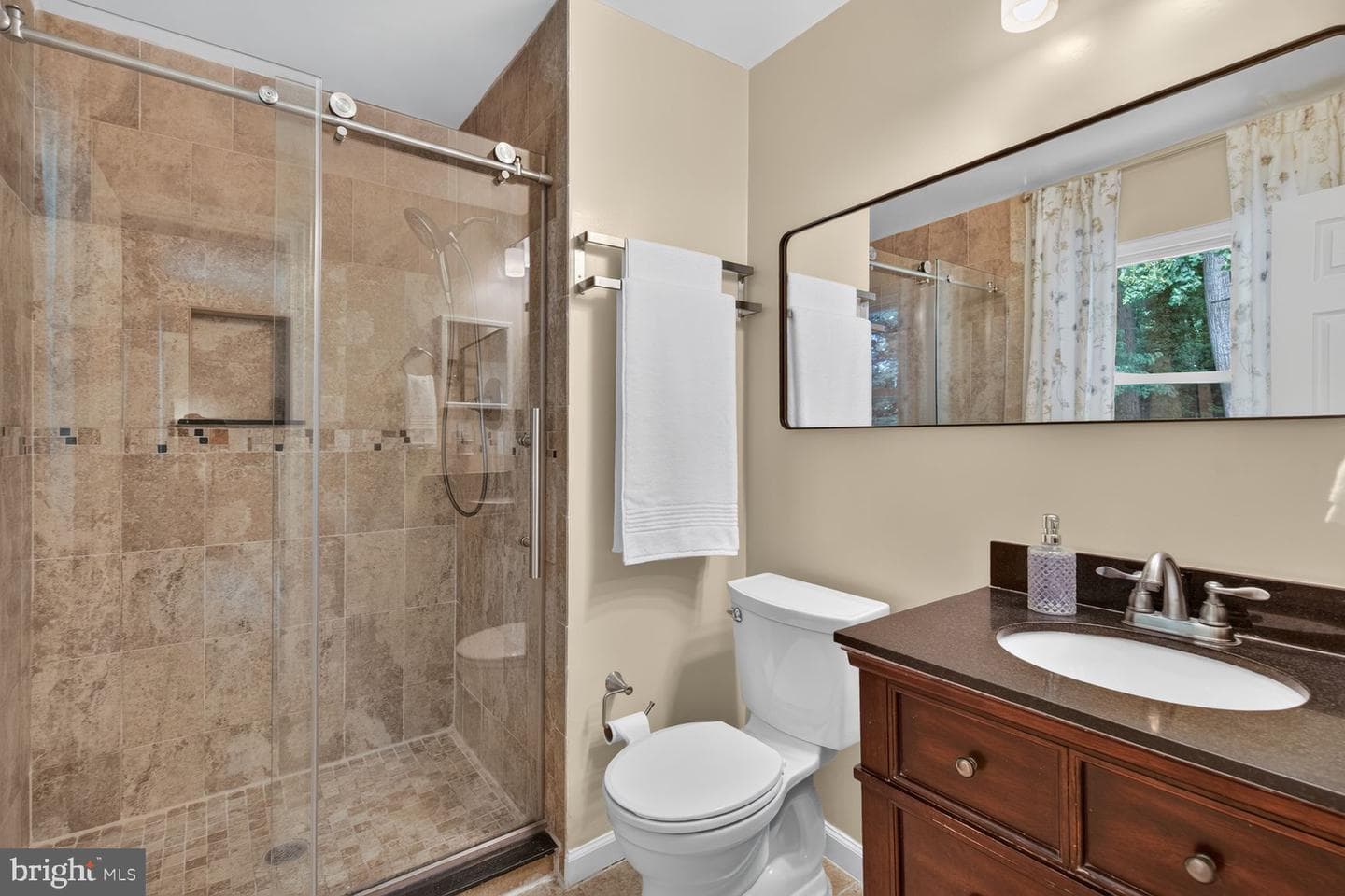 4508 Fidelity Court photo 14