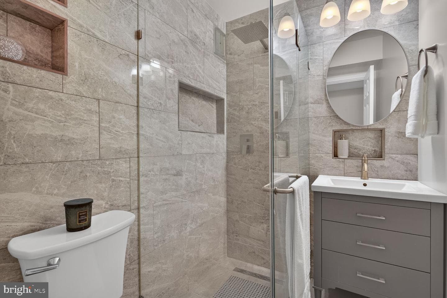 4508 Fidelity Court photo 23