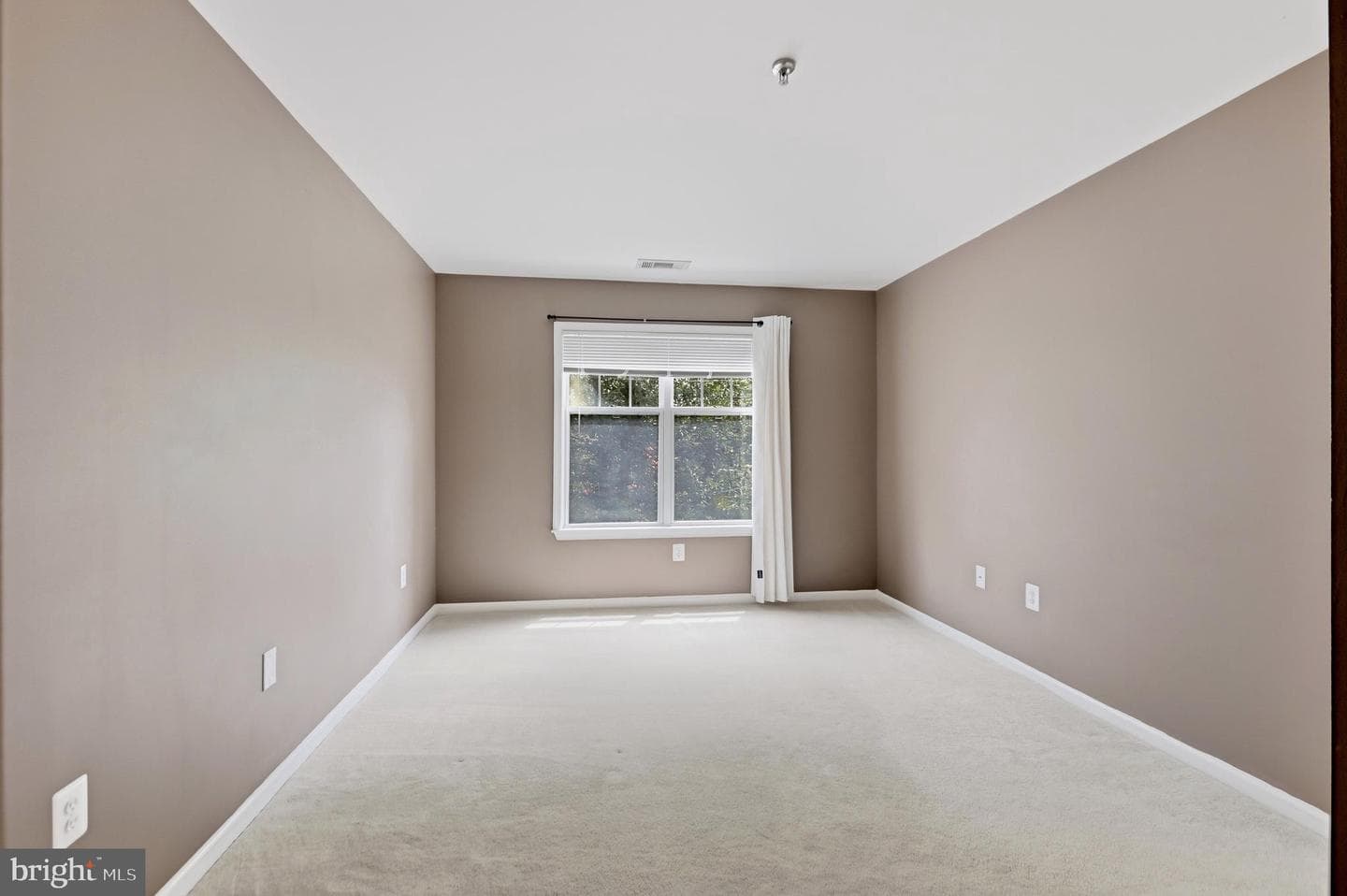 5565 Seminary Road #314 photo 12