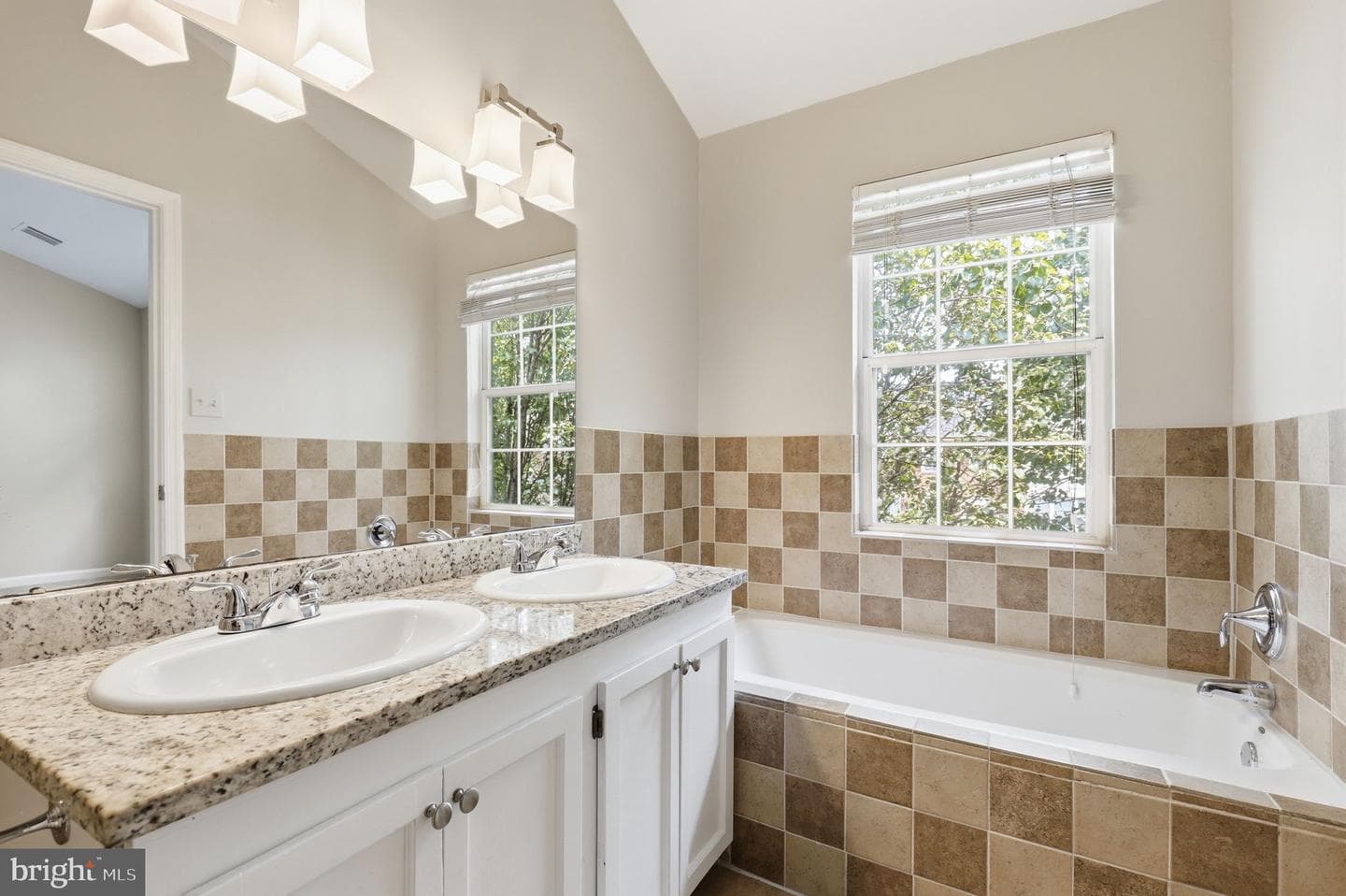 13157 Quail Creek Lane photo 14