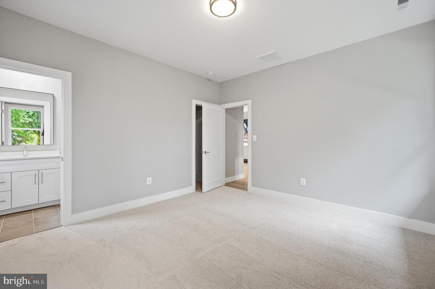 449 Lawyers Road NW photo 38