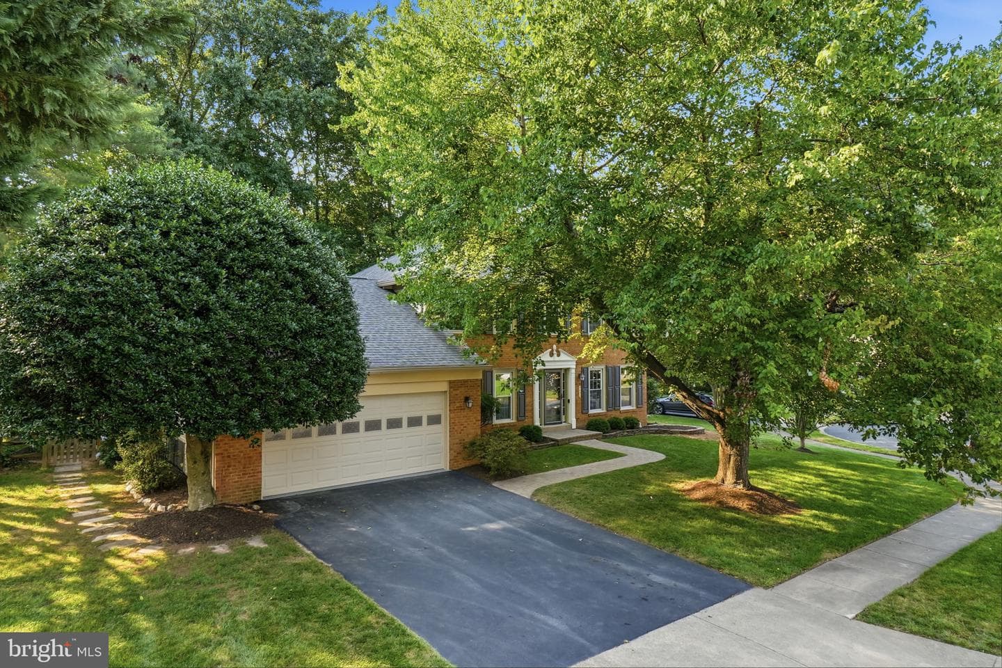 9904 Marquand Drive photo 3