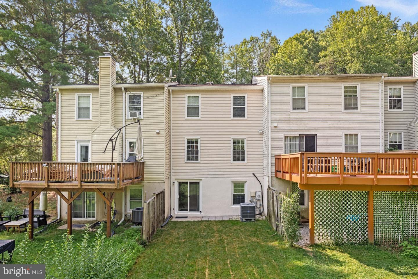 8942 Astongale Court photo 28