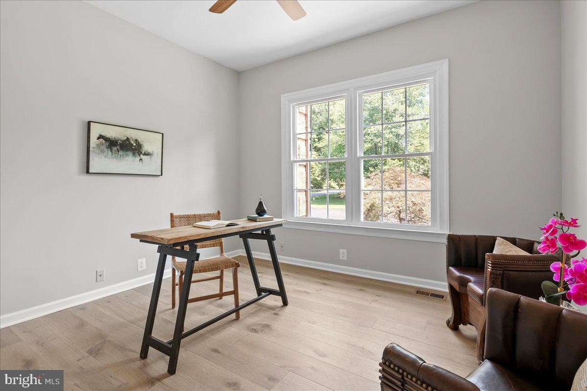 353 Gallop Wood Place photo 46