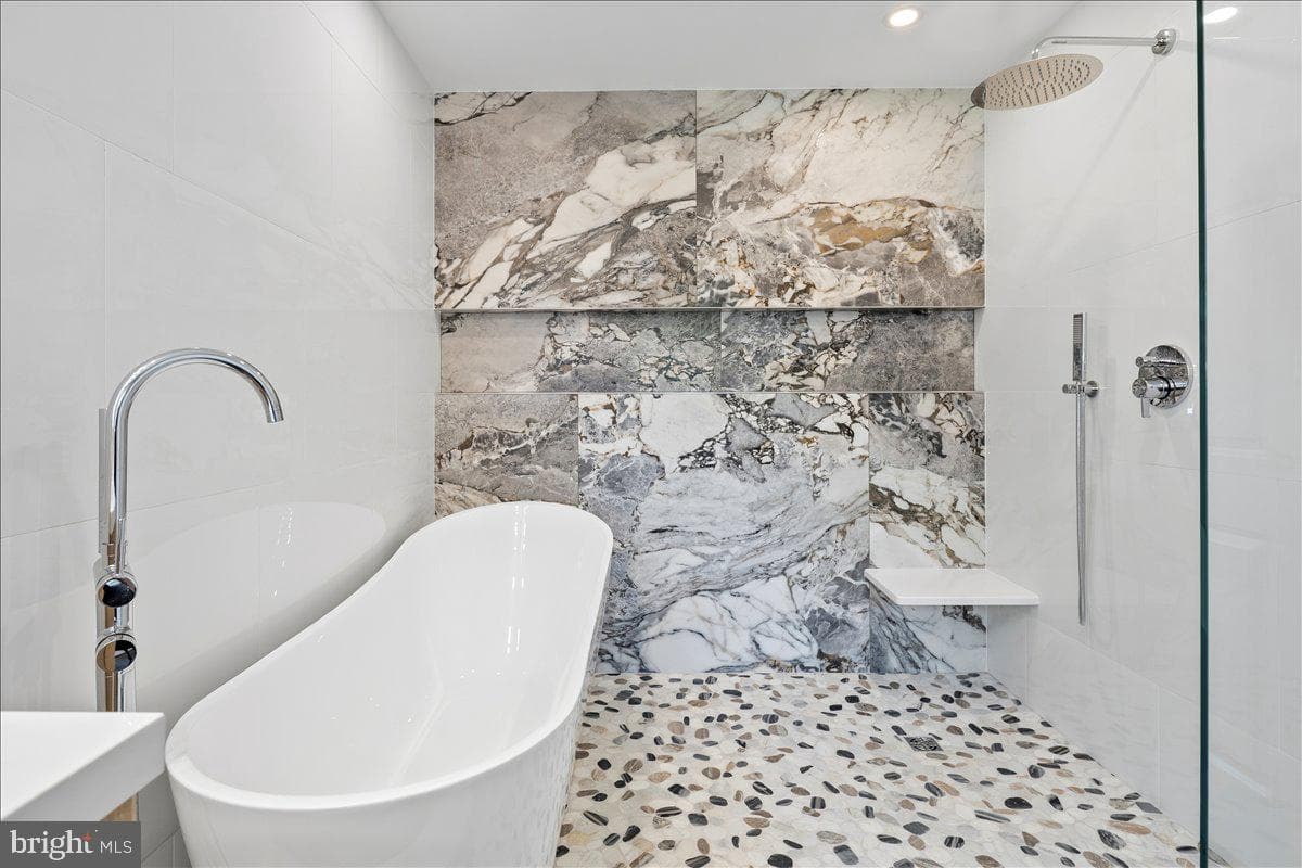 353 Gallop Wood Place photo 61