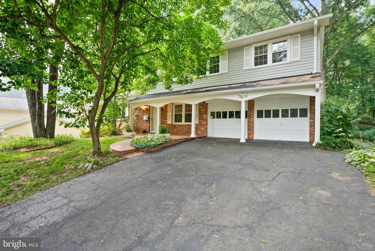 8104 Chivalry Road photo 3