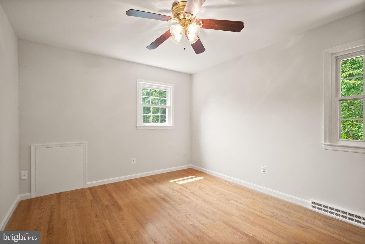 8104 Chivalry Road photo 37