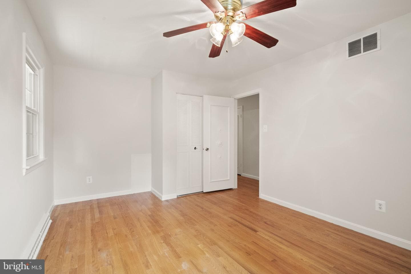 8104 Chivalry Road photo 38