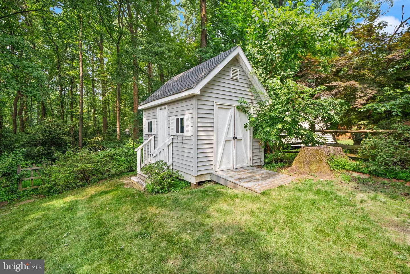 8104 Chivalry Road photo 58