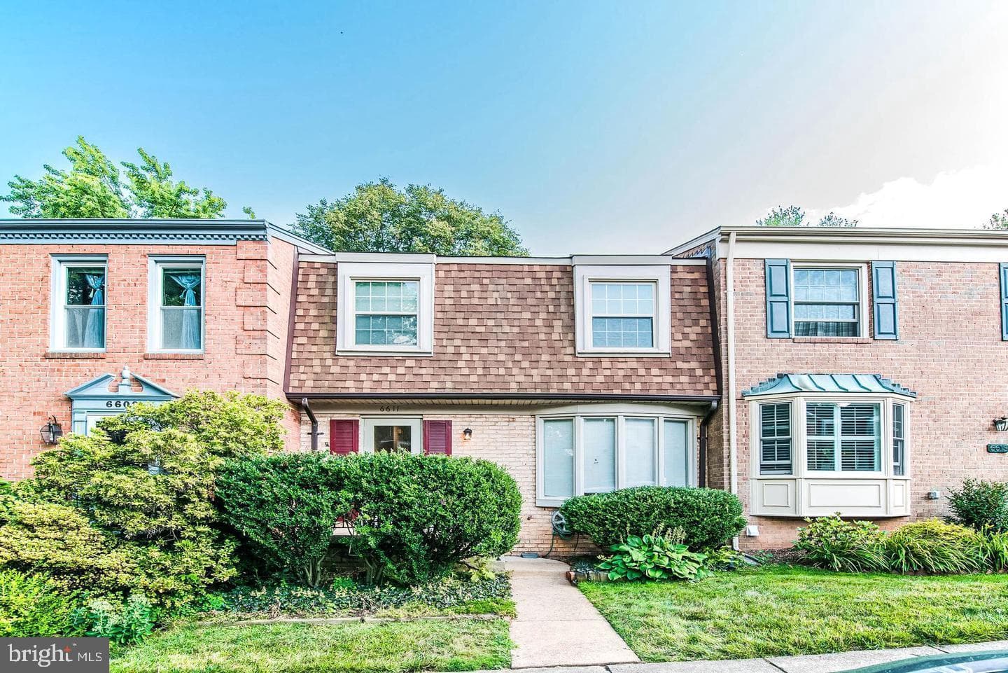6611 Rosecroft Place, Falls Church