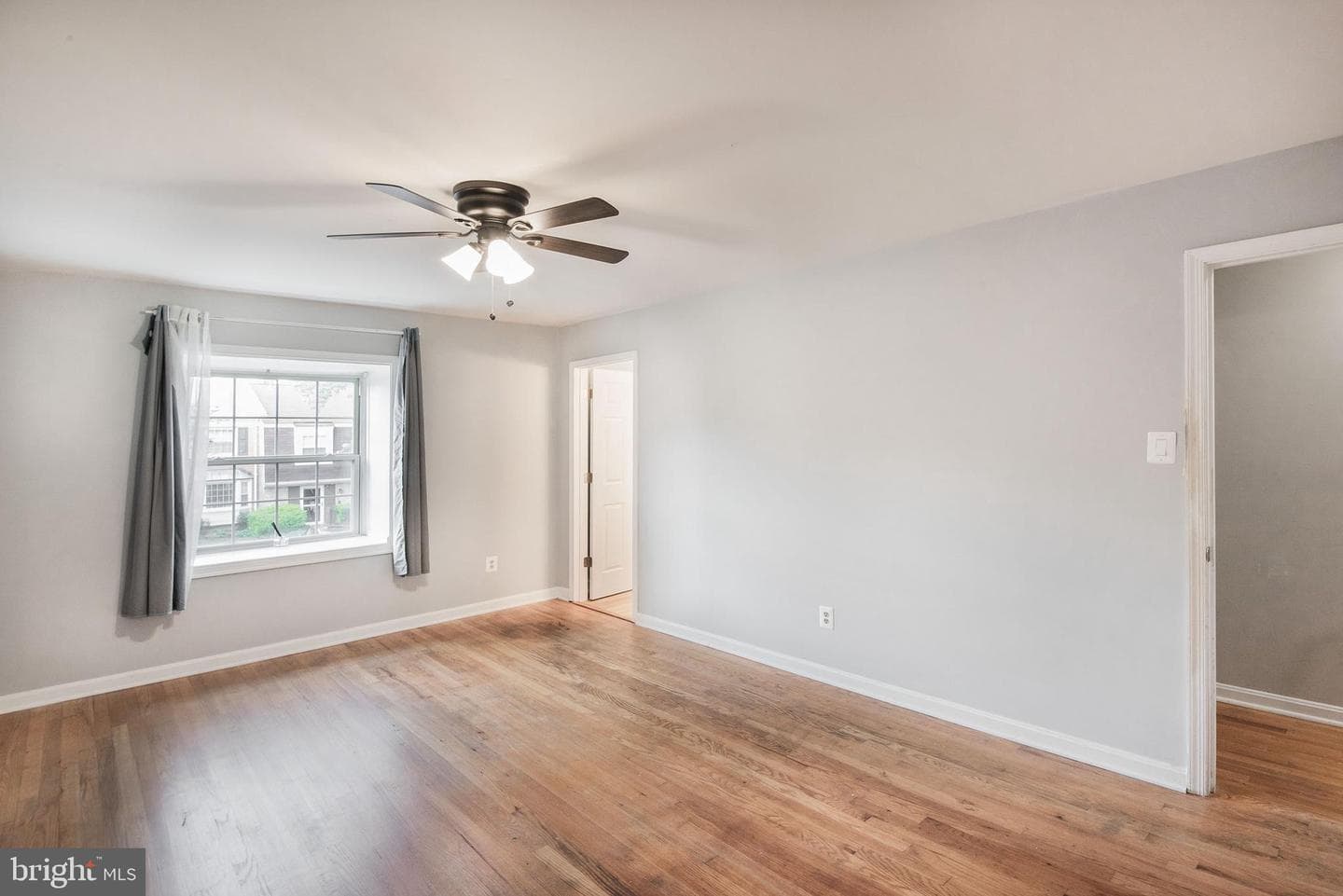 6611 Rosecroft Place photo 16