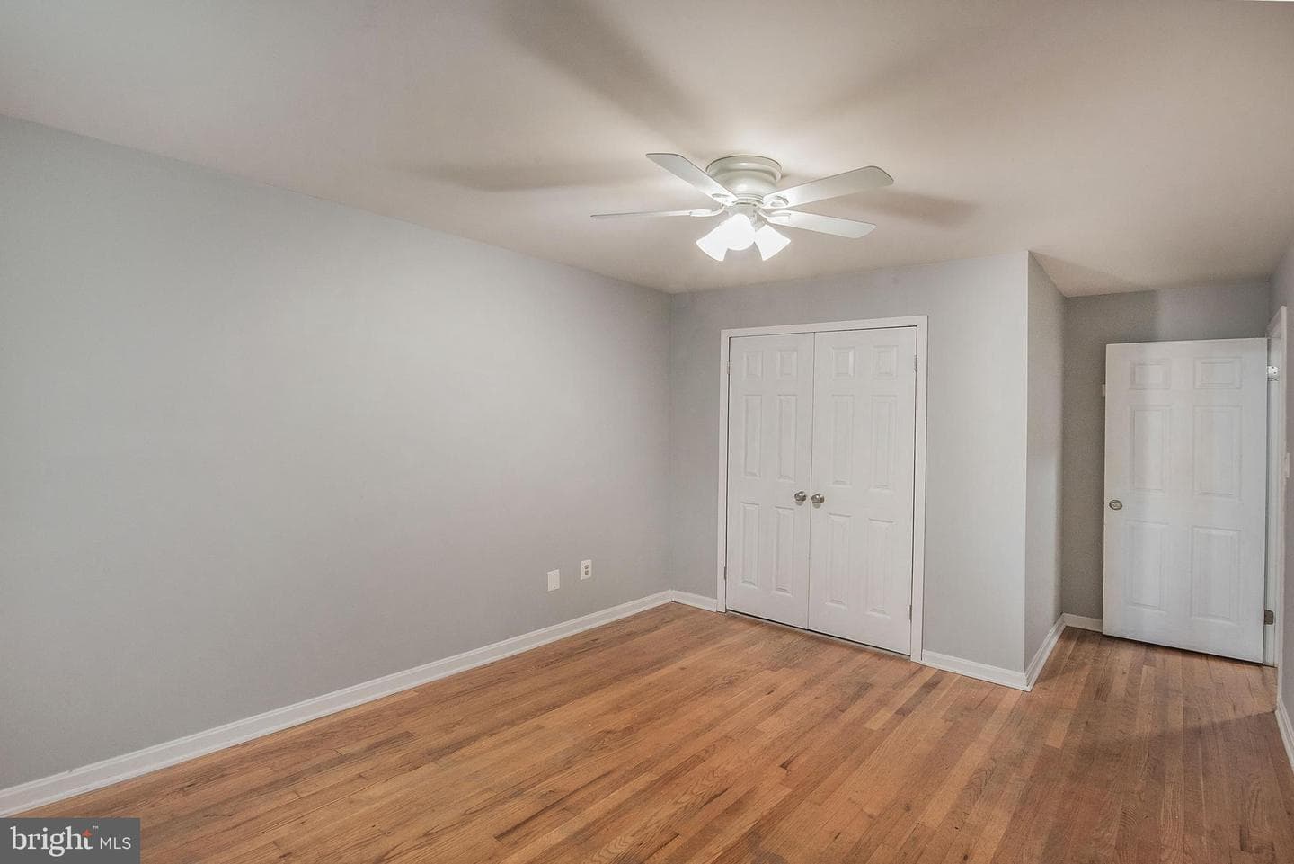 6611 Rosecroft Place photo 20