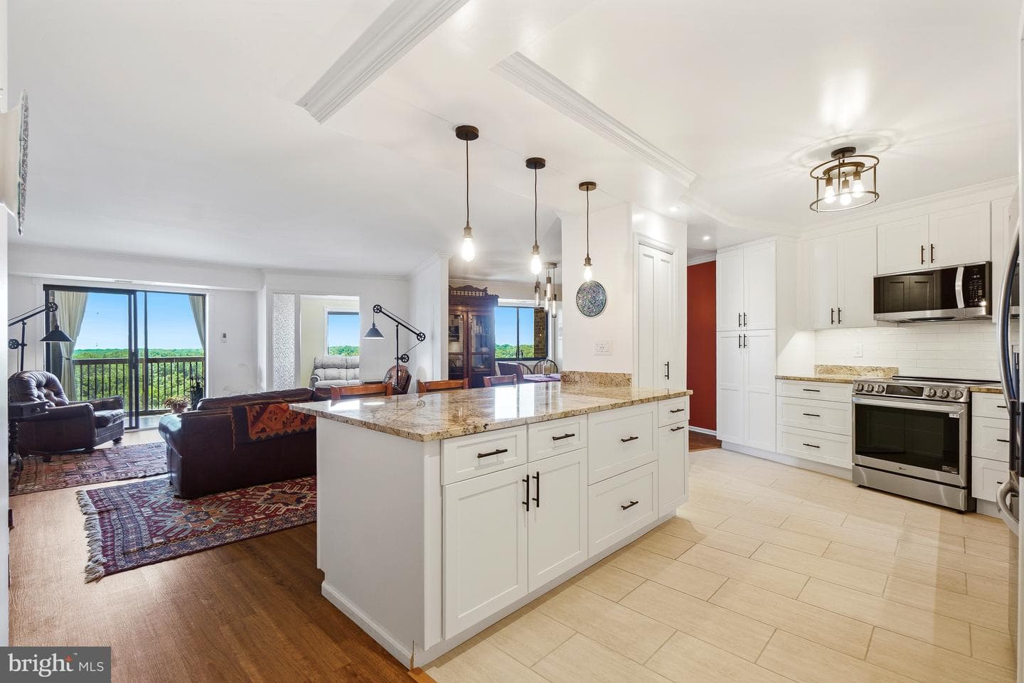 5904 Mount Eagle Drive #1214, Alexandria