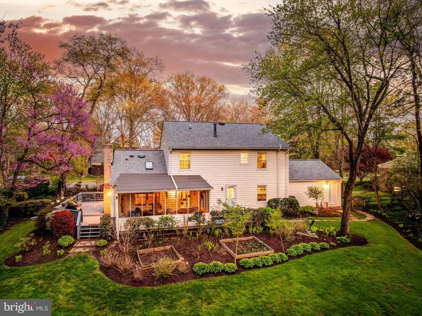 10812 Hunt Club Road, Reston