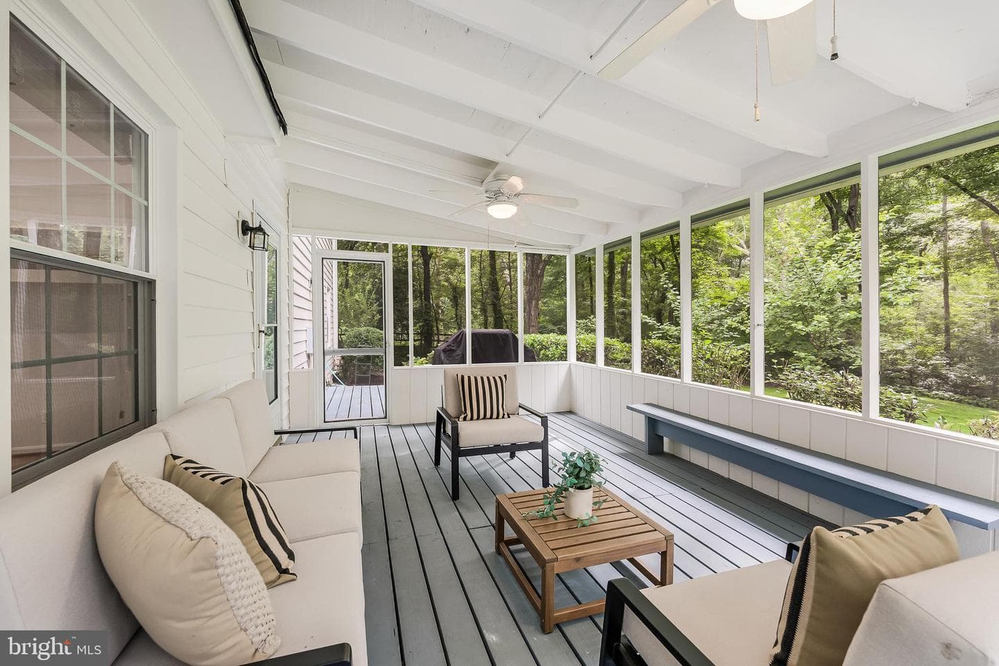 10812 Hunt Club Road photo 22