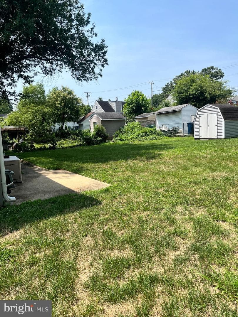 6014 Bangor Drive photo 4