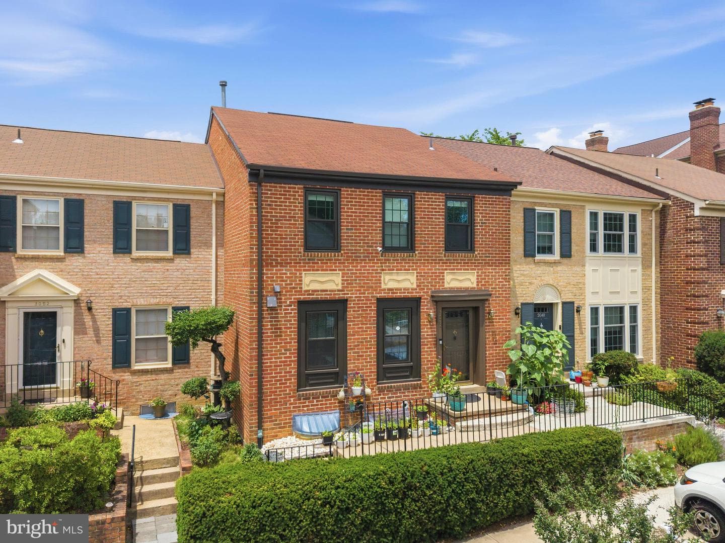 3050 Federal Hill Drive, Falls Church
