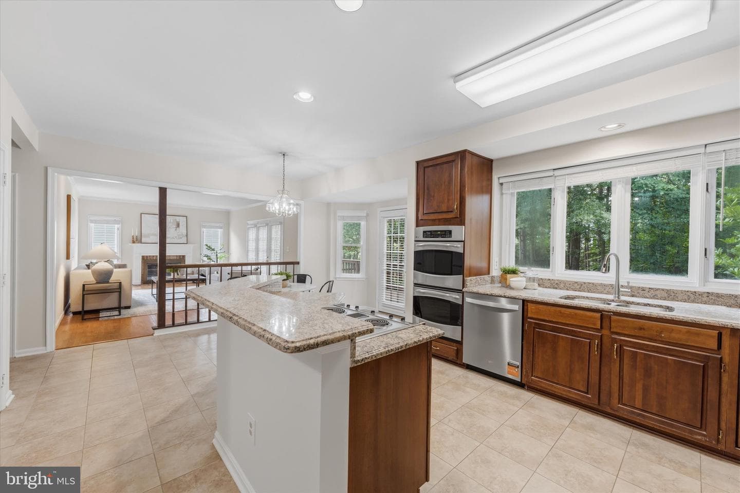 15094 Wetherburn Drive photo 17