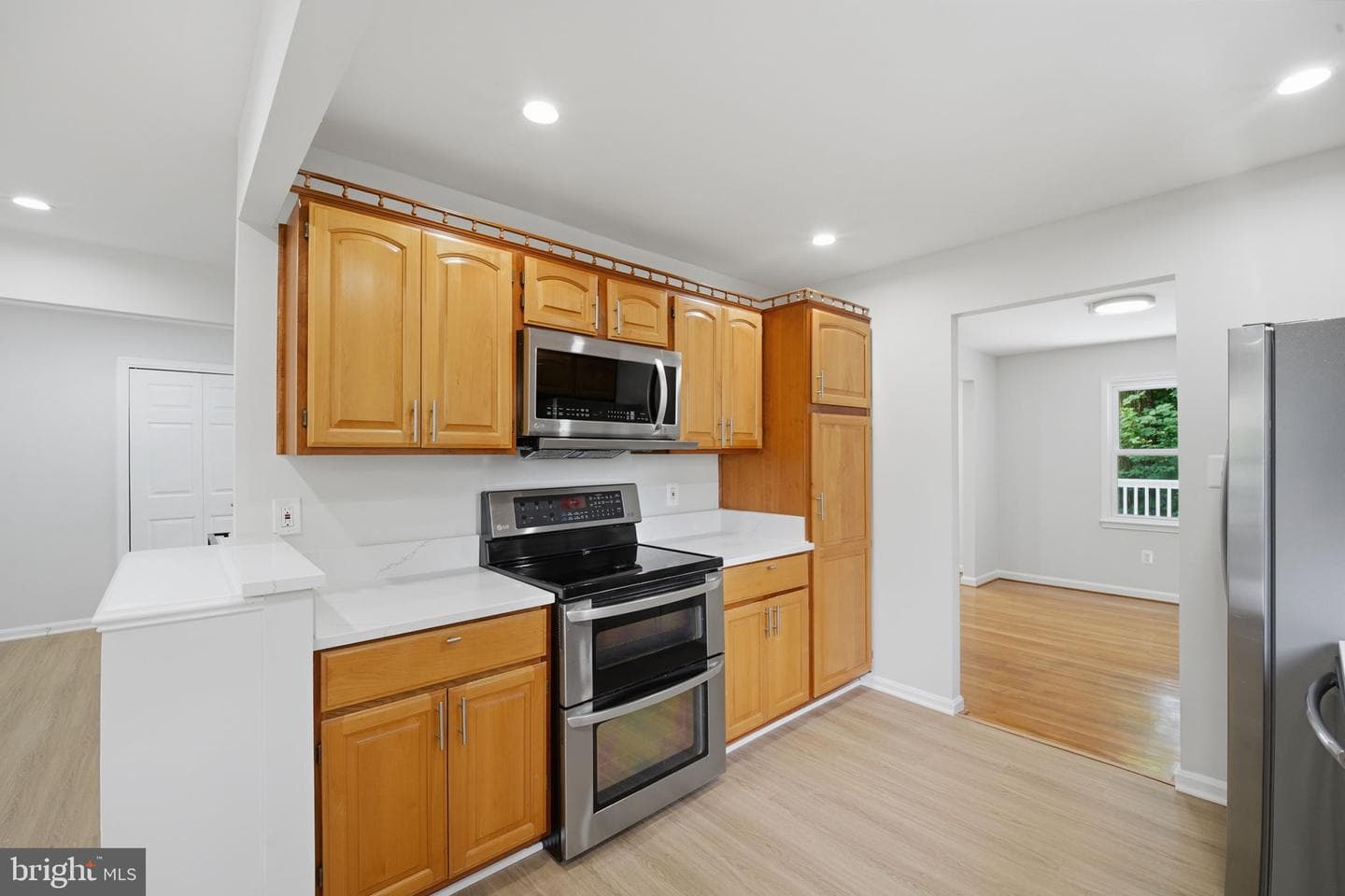 6922 Sydenstricker Road photo 14