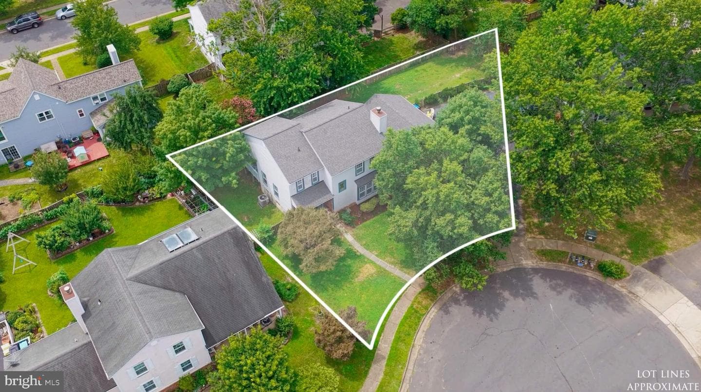 15209 General Stevens Court photo 4