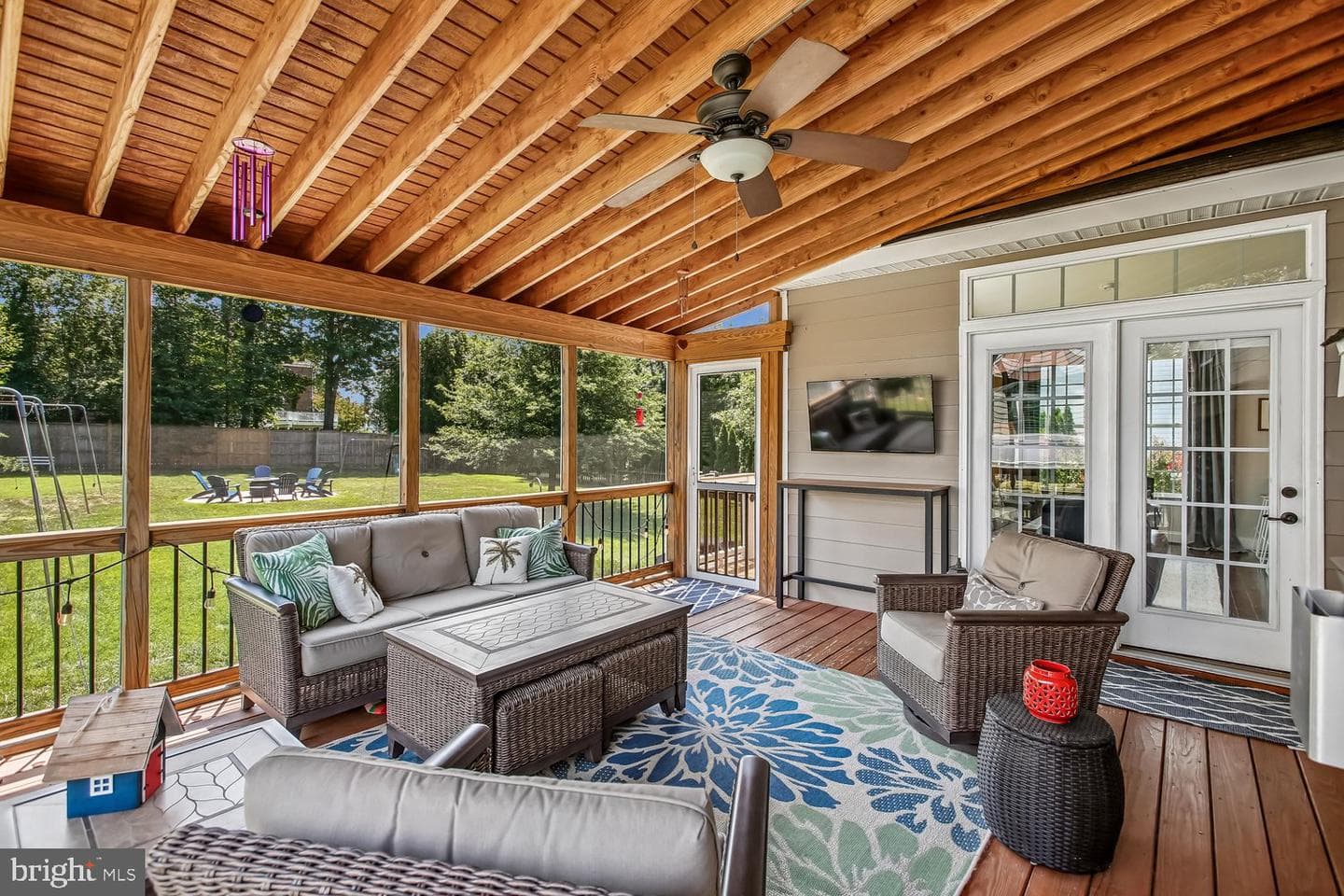 9423 Ferry Landing Court photo 21