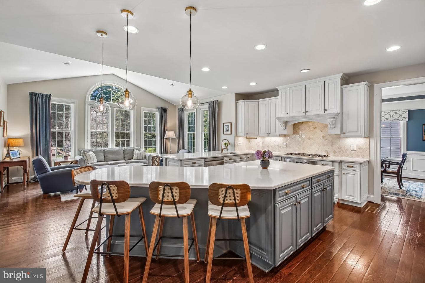 9423 Ferry Landing Court photo 8