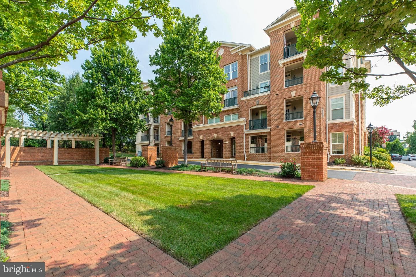 2901 Saintsbury Plz #206 photo 2
