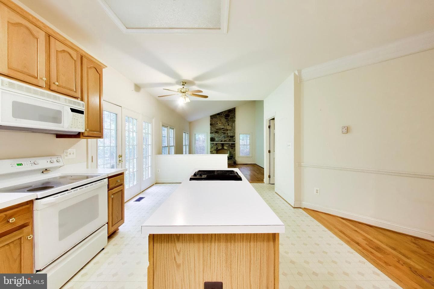 6228 Garden Road photo 20