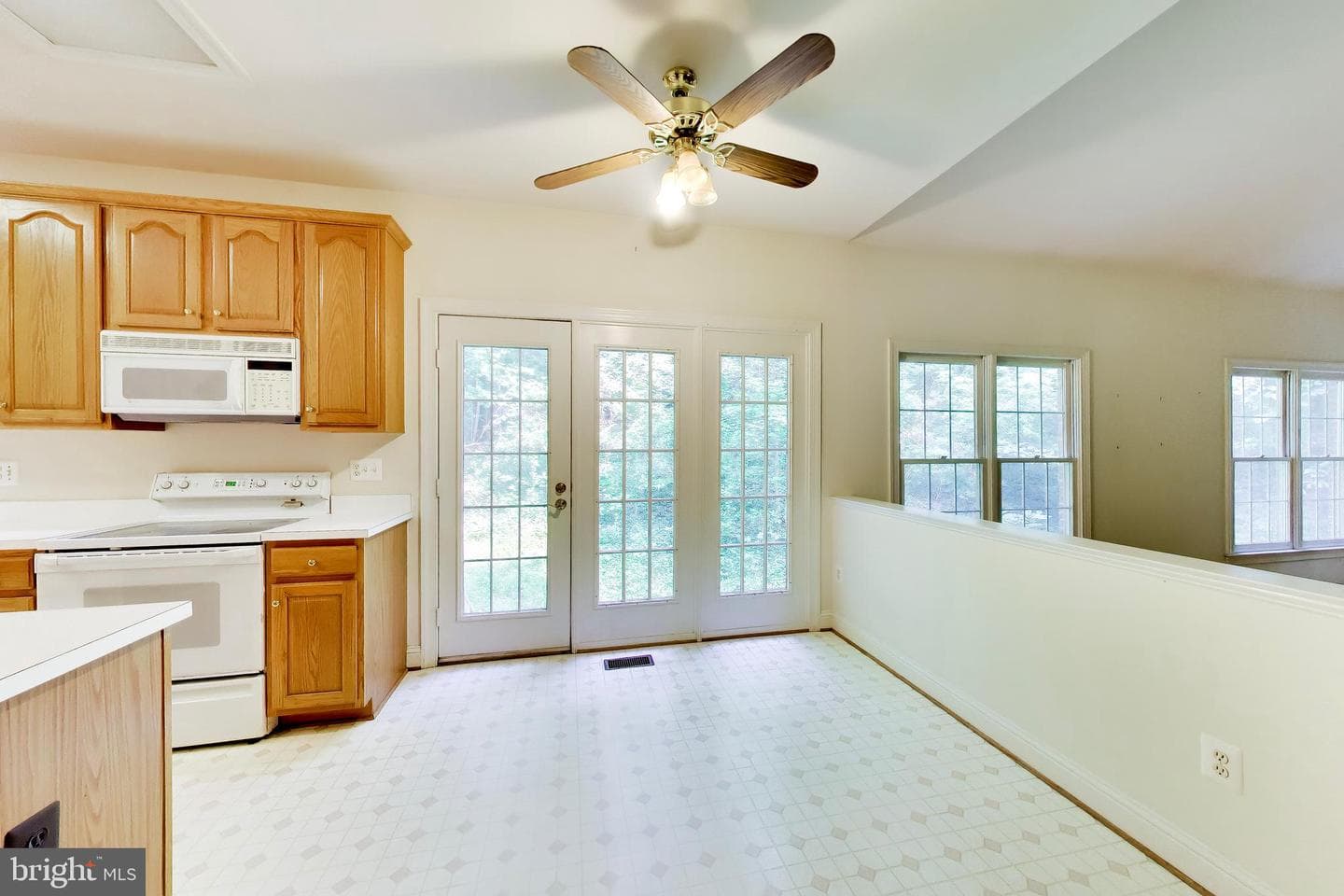 6228 Garden Road photo 24