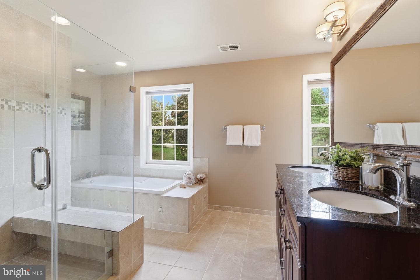 10159 Wavell Road photo 27