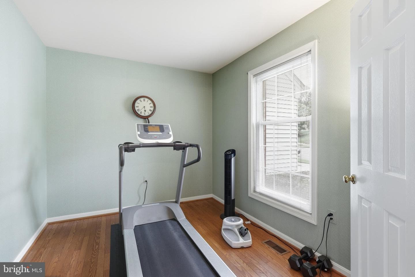 10159 Wavell Road photo 8