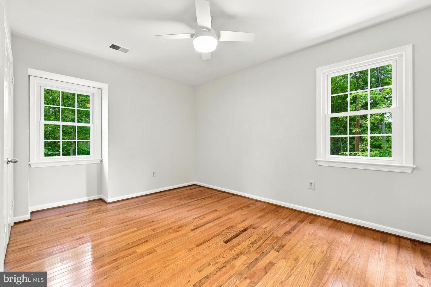 9811 Vertain Court photo 39
