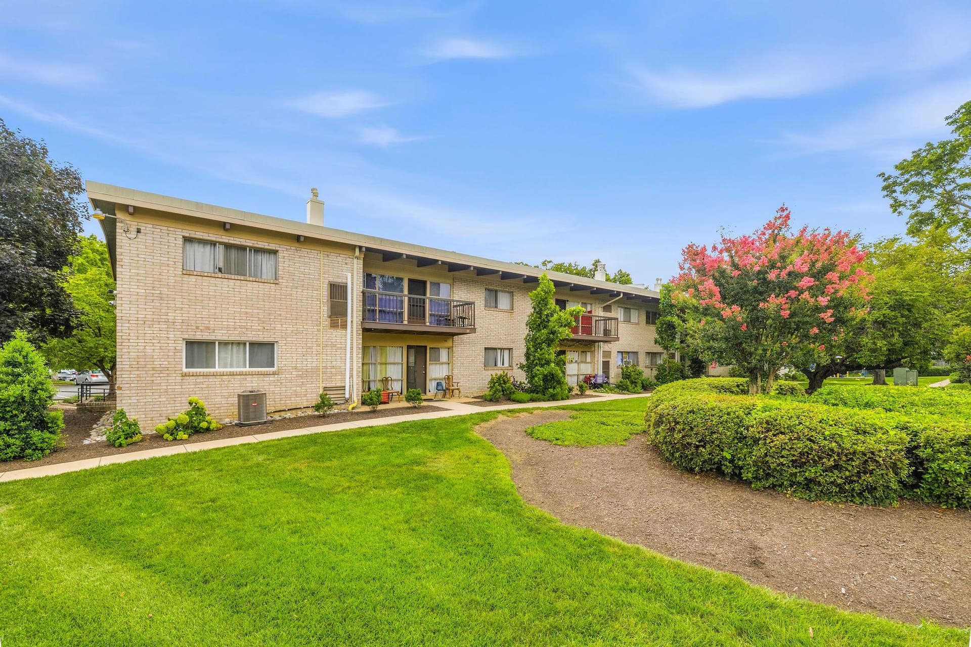 4961 Americana Drive #208 photo 21
