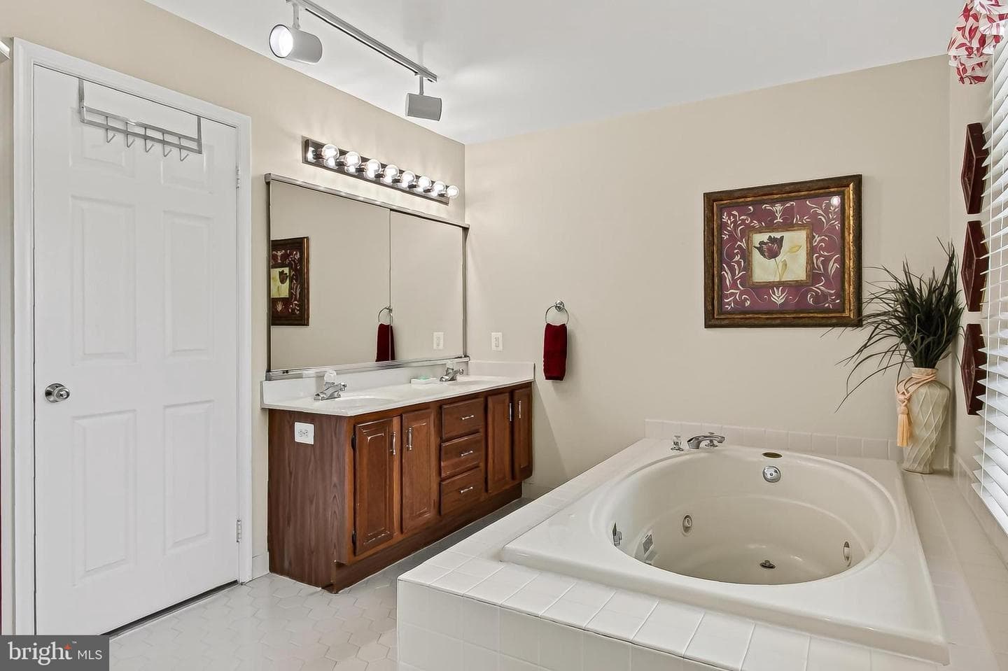 5522 Chestermill Drive photo 41