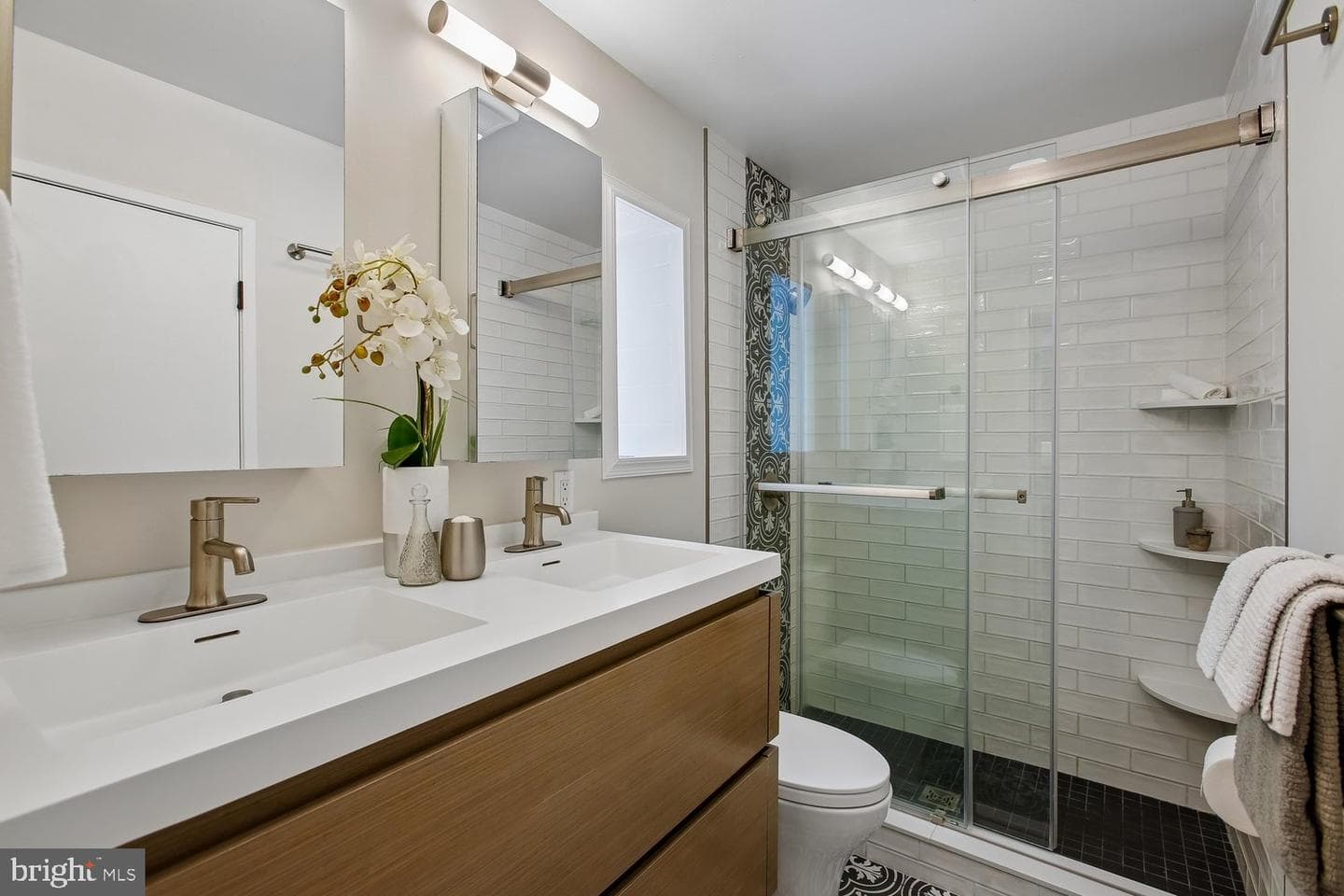 2407 Glade Bank Way photo 29
