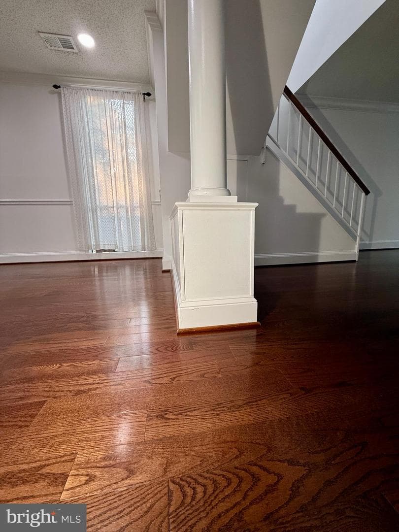 2379 Southgate Square photo 19